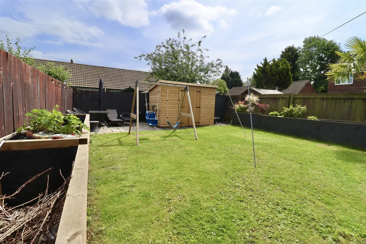 Linden Close, Gilberdyke, Brough