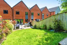Sundays Hill Close, Hedge End, Southampton