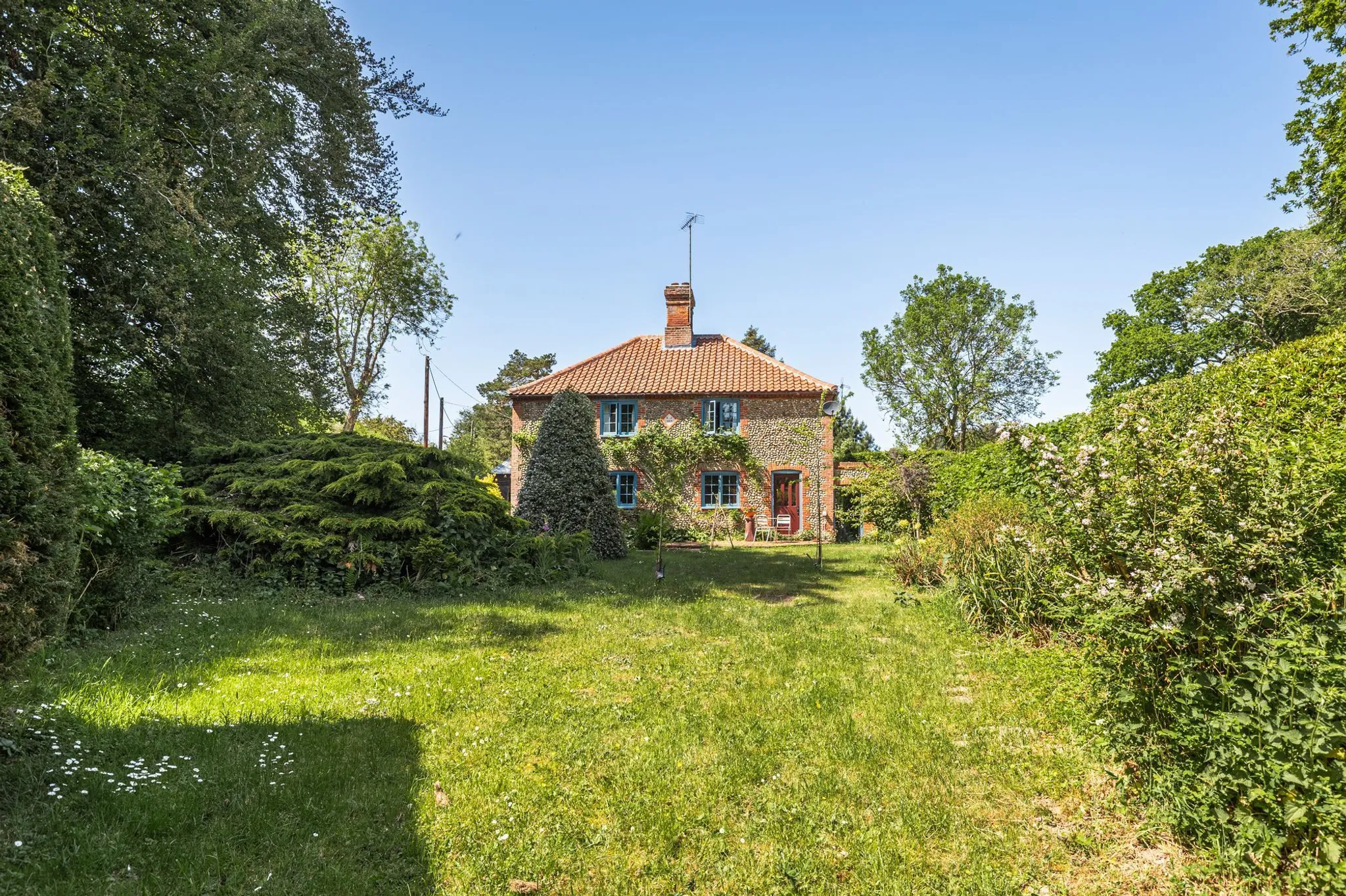 Delightful Private And Desirable Home In Bayfield