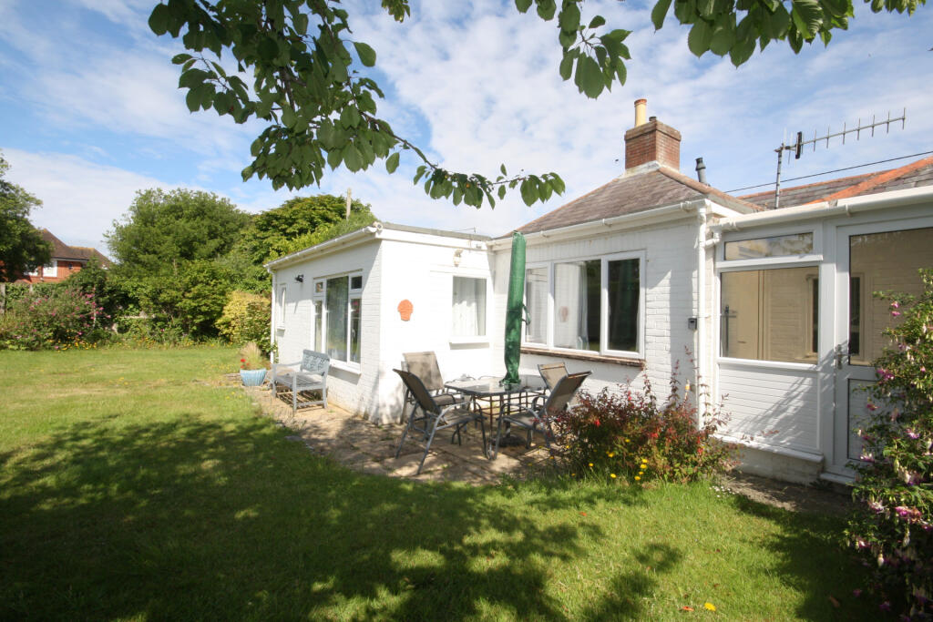 Kivernell Road, Milford on Sea Image 19
