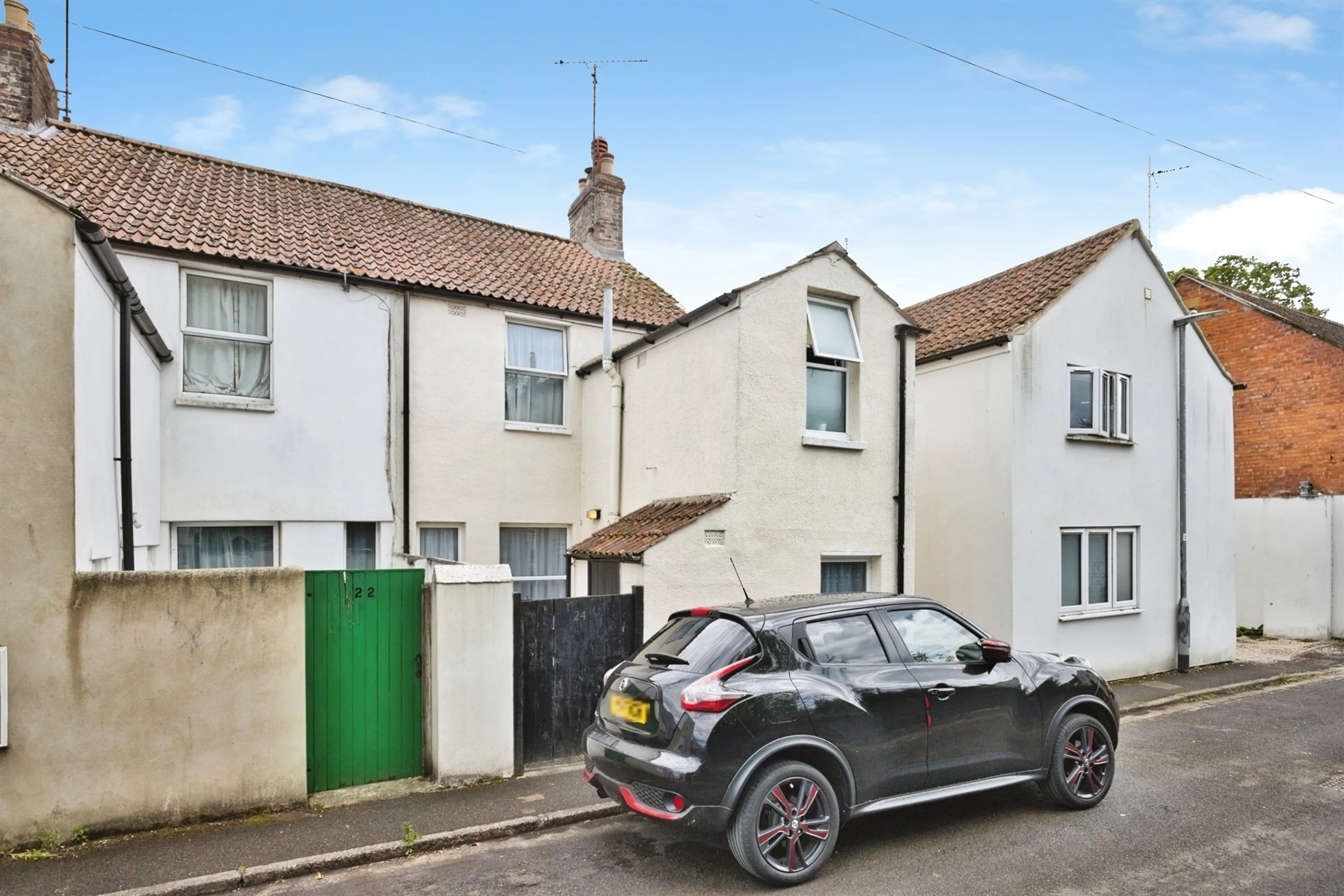Property photo 0