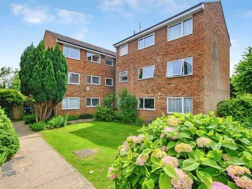 Riverside Close, Kings Langleyphoto