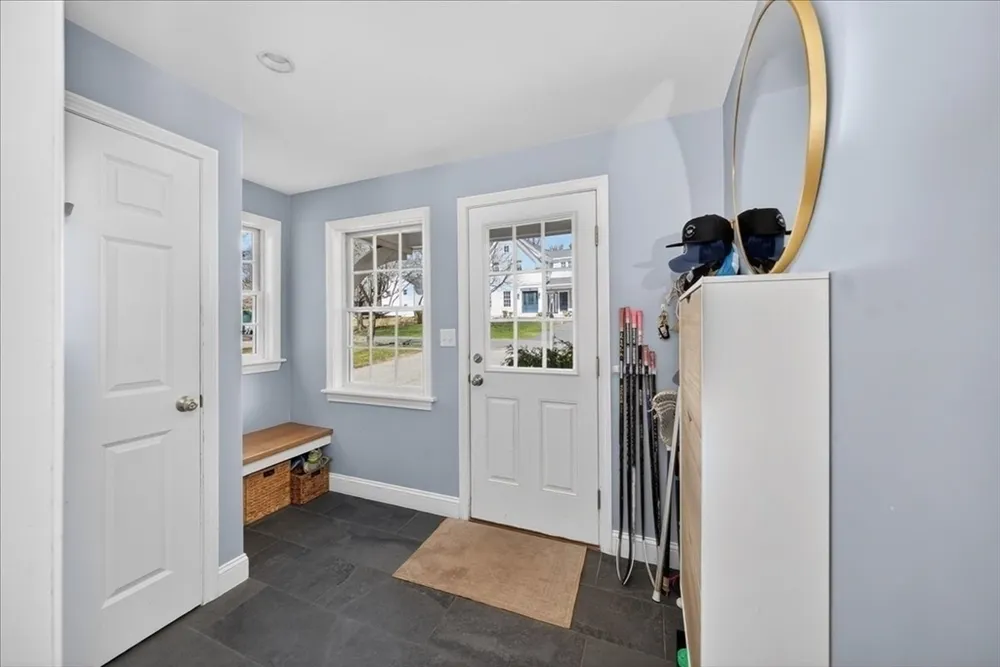 36 Independence Ln, Hingham, MA 02043