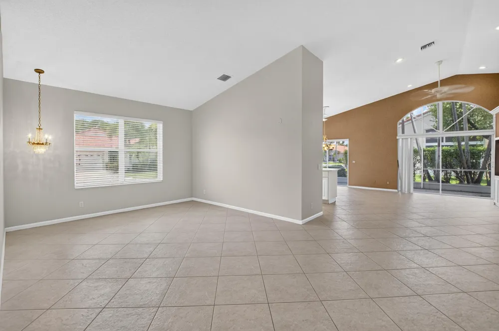 9729 Lemonwood Way, Boynton Beach, FL 33437