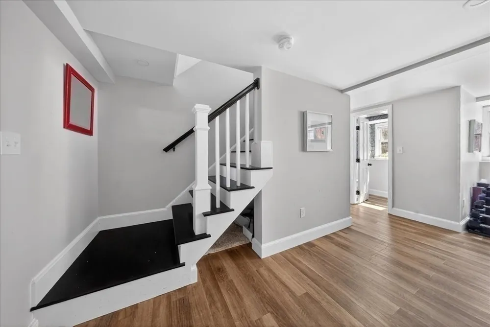 36 Independence Ln, Hingham, MA 02043