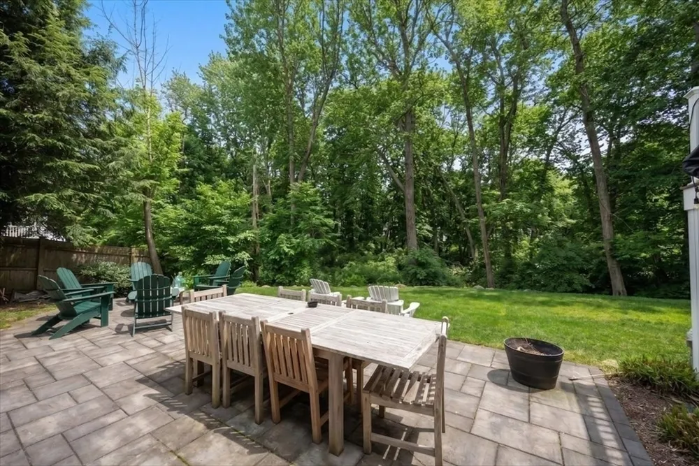 36 Independence Ln, Hingham, MA 02043