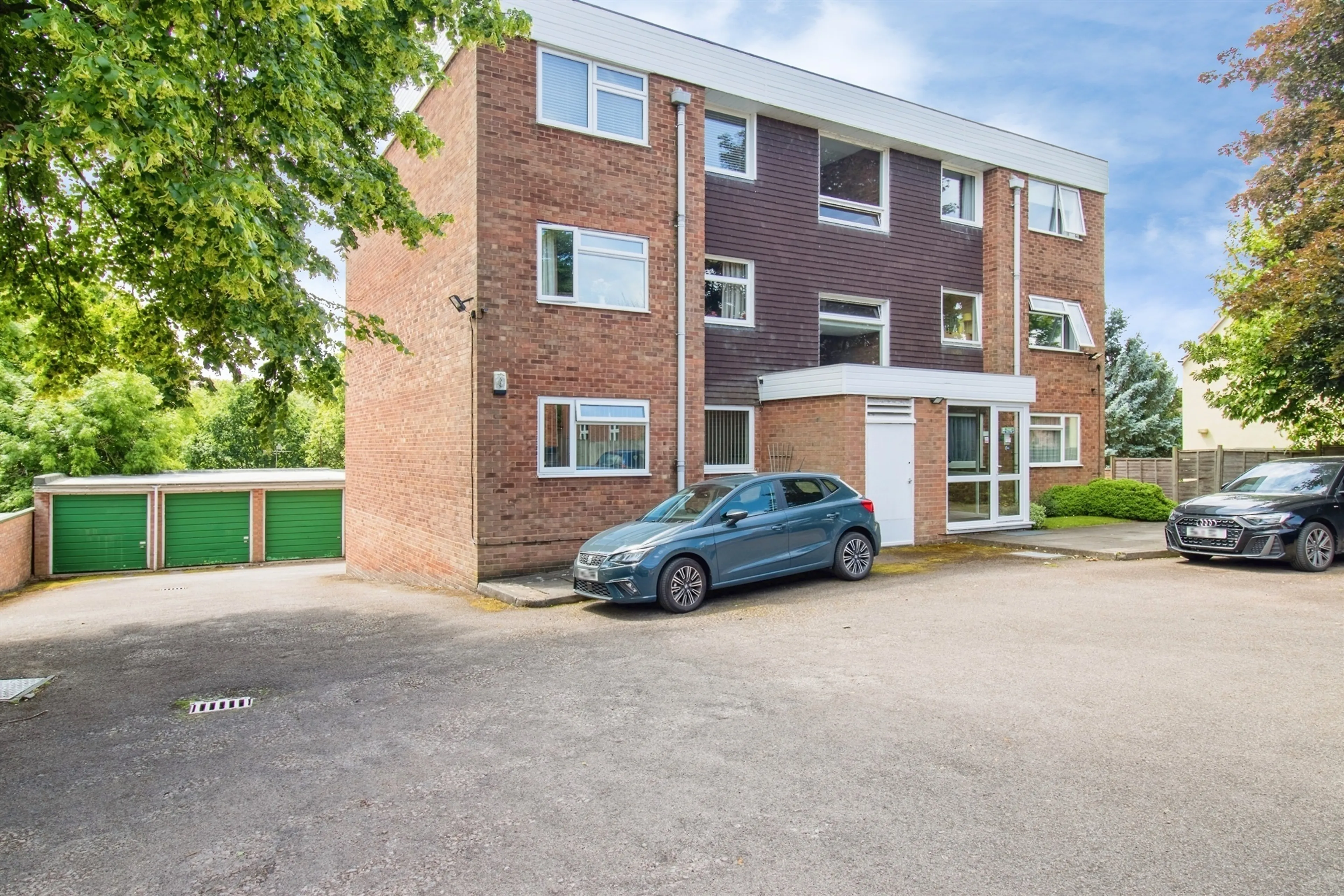 Property photo 0