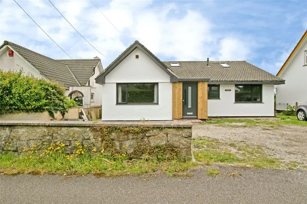 Carne Close, Leedstown, Hayle, Cornwa...