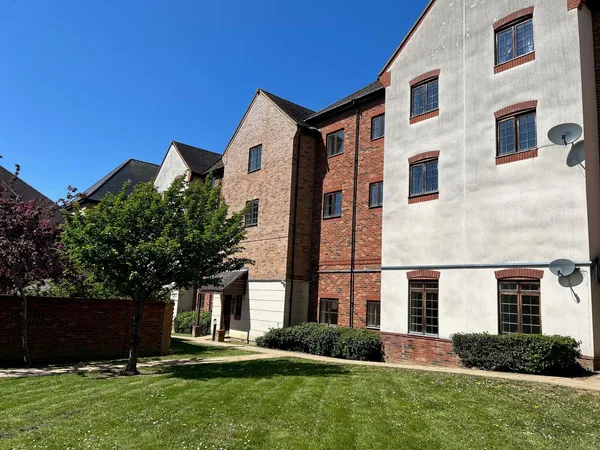 Maida Vale, Monkston Park, MK10