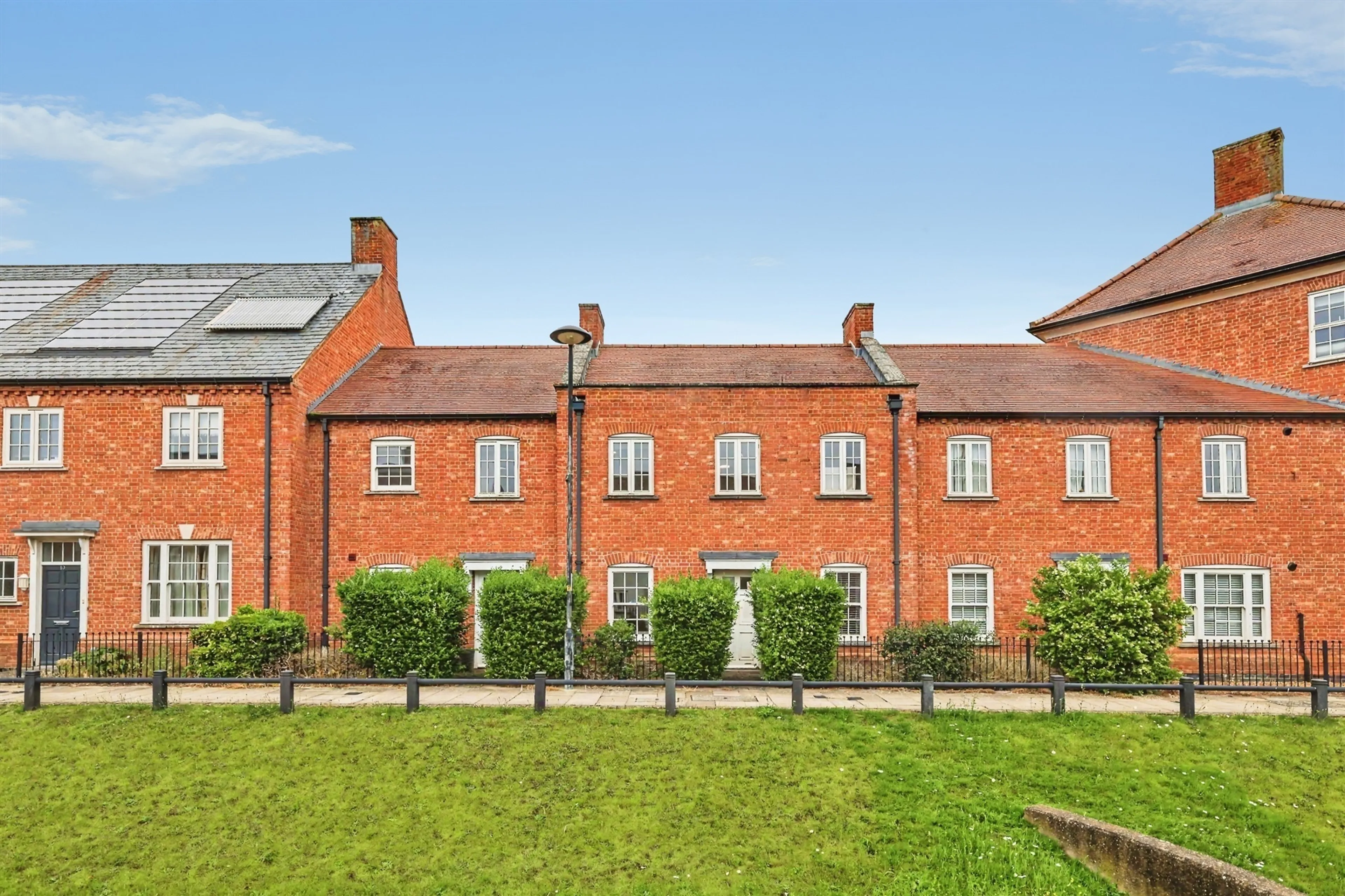 Property photo 0