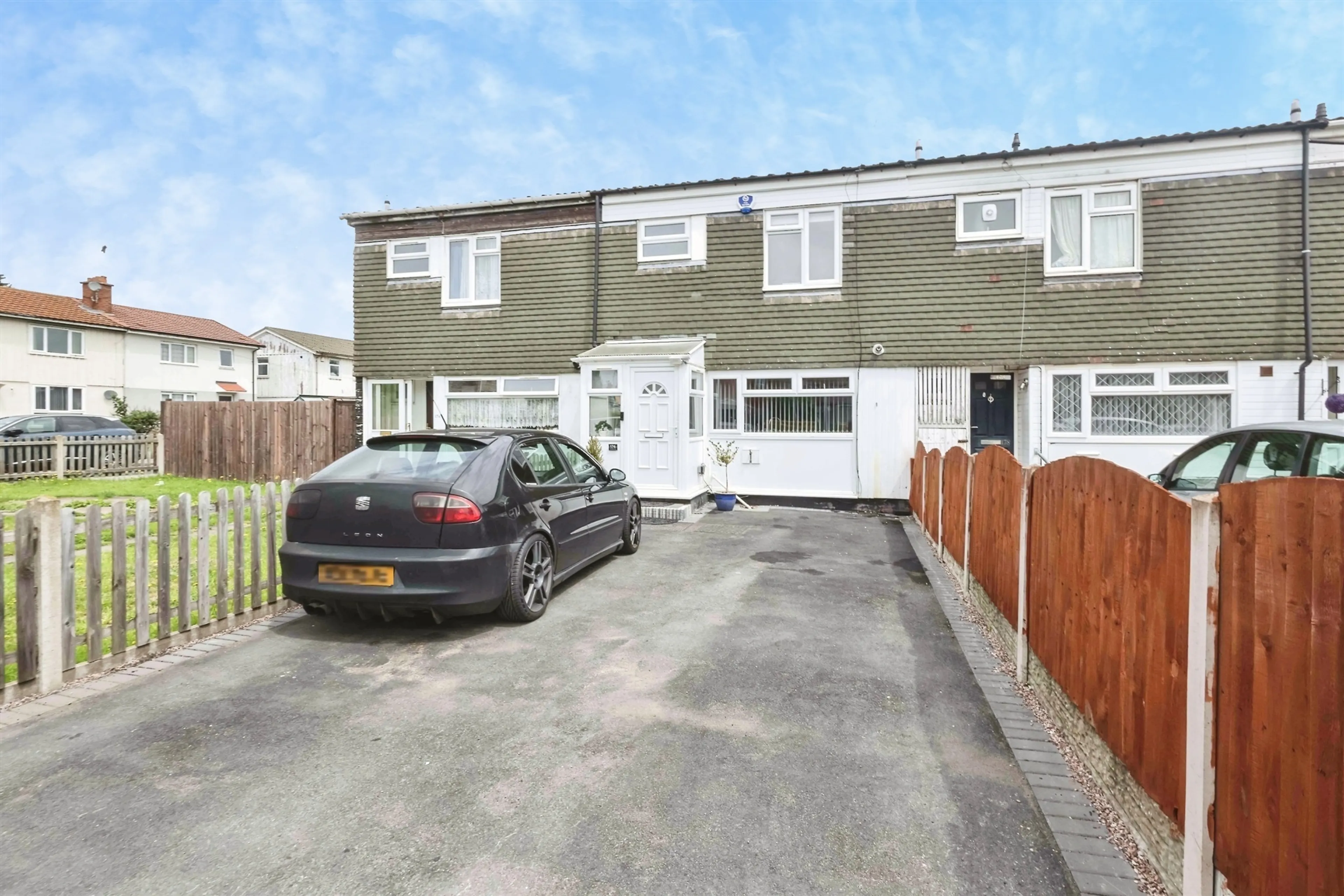 Property photo 0