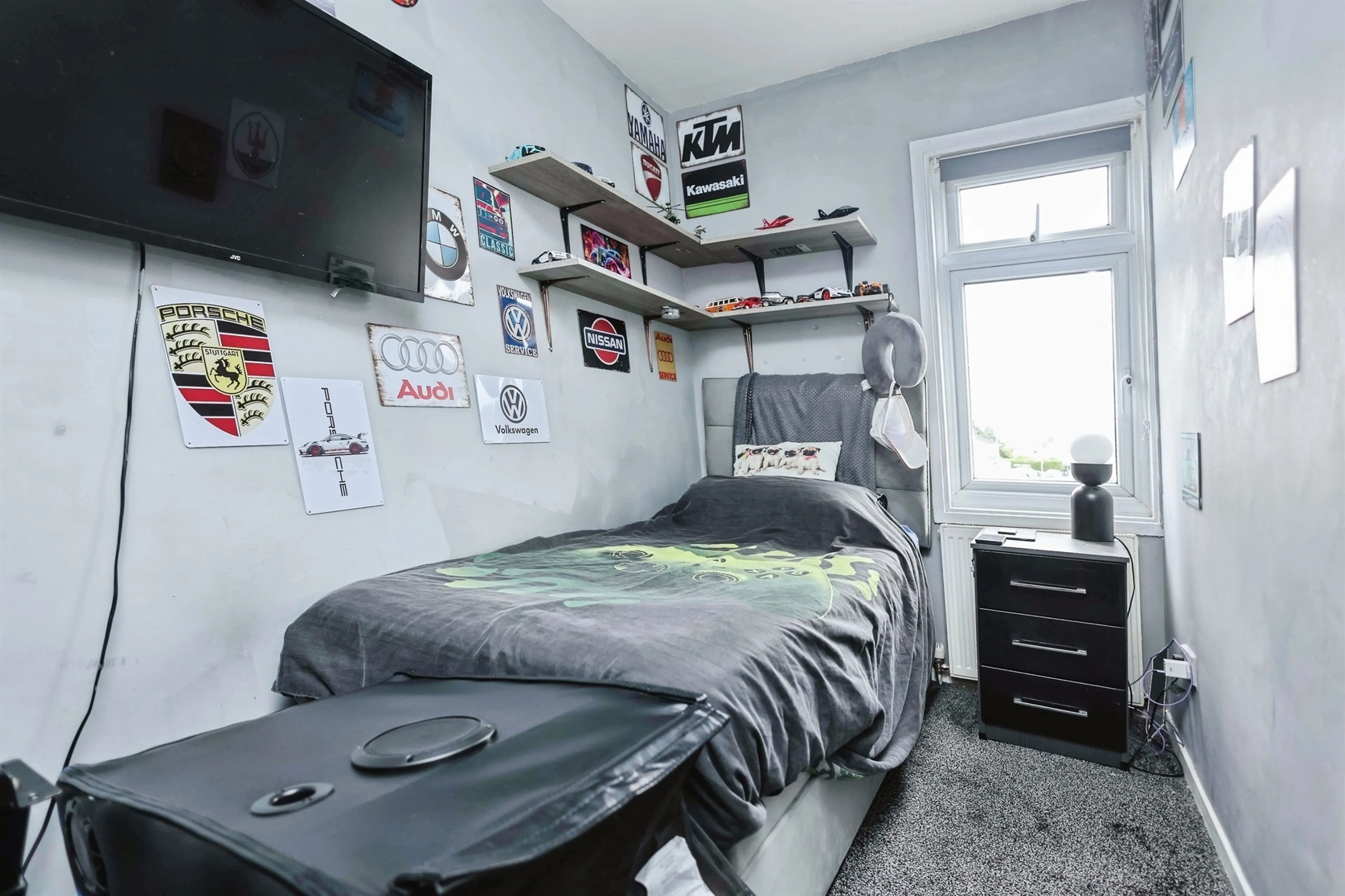 Property photo 8