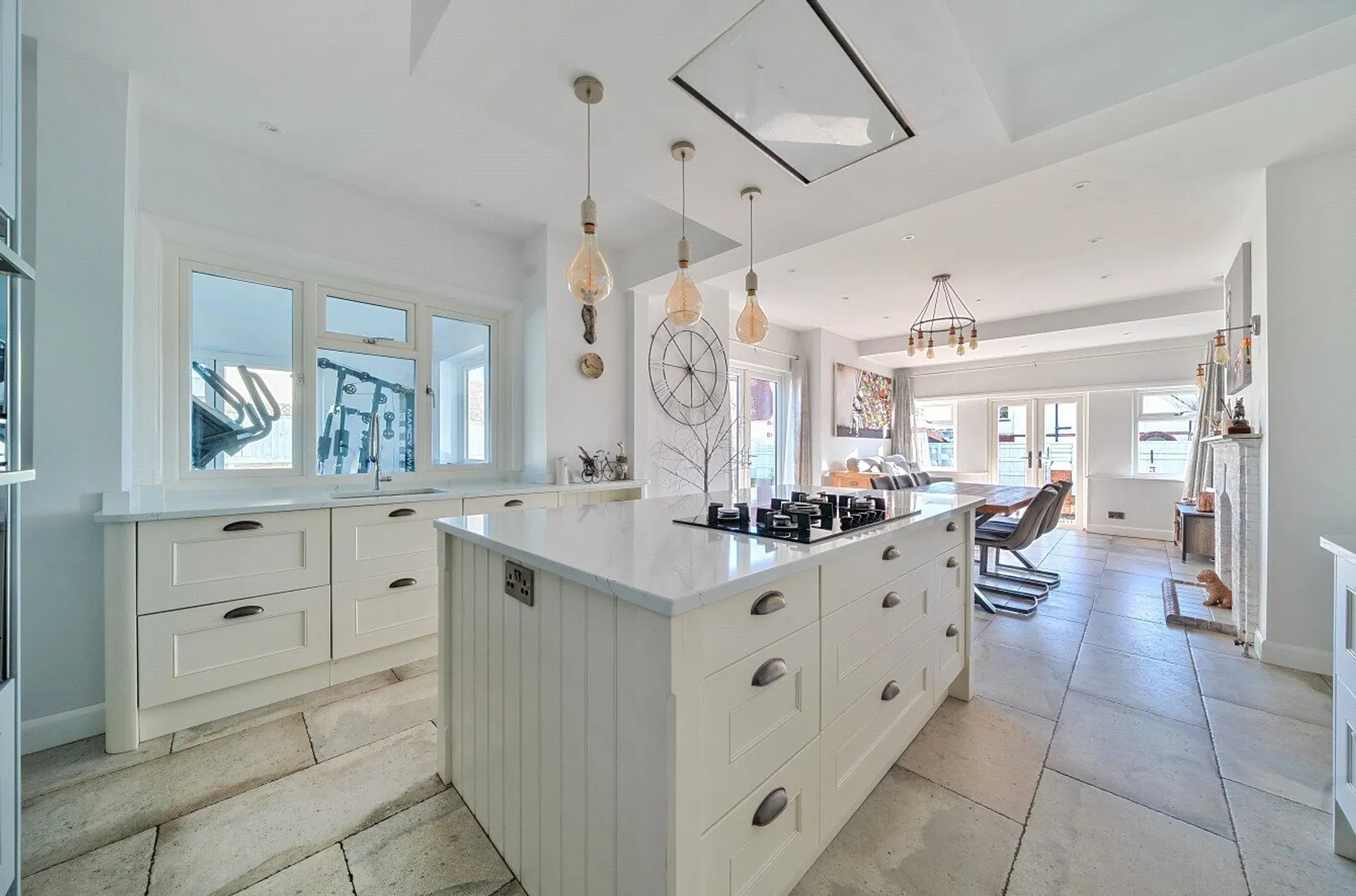 Property photo top 2
