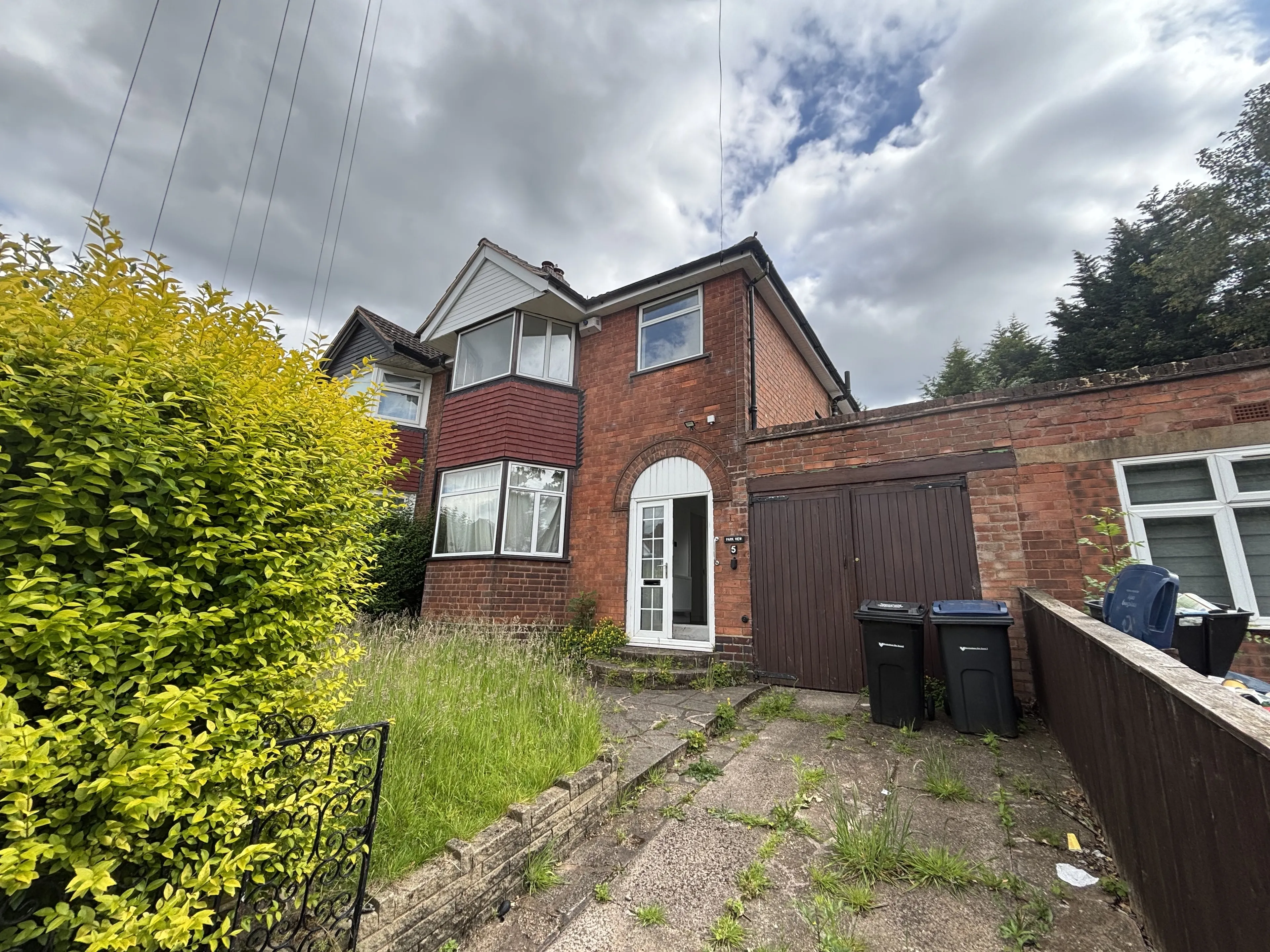 Property photo 0