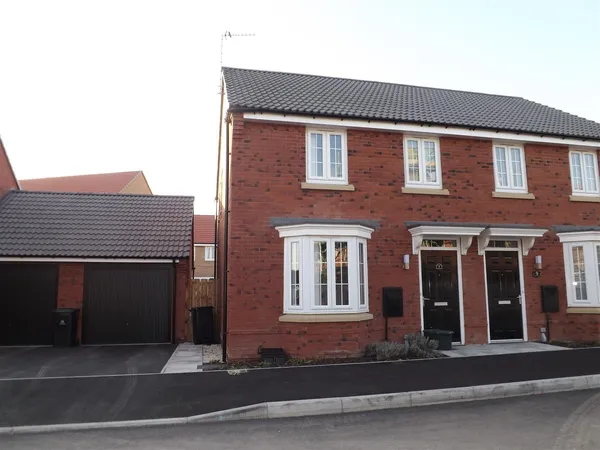 Buttermere Crescent, Lakeside