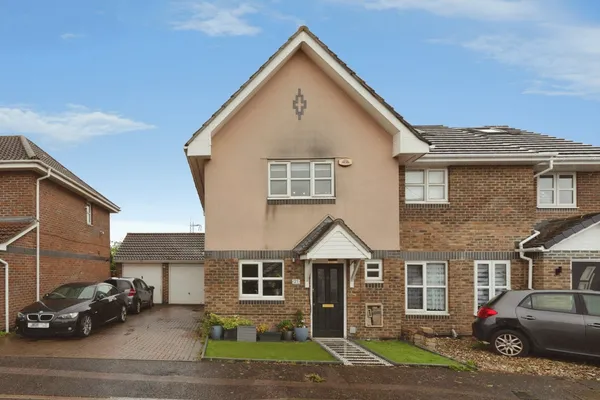 Atlantis Close, BARKING, Essex, IG11