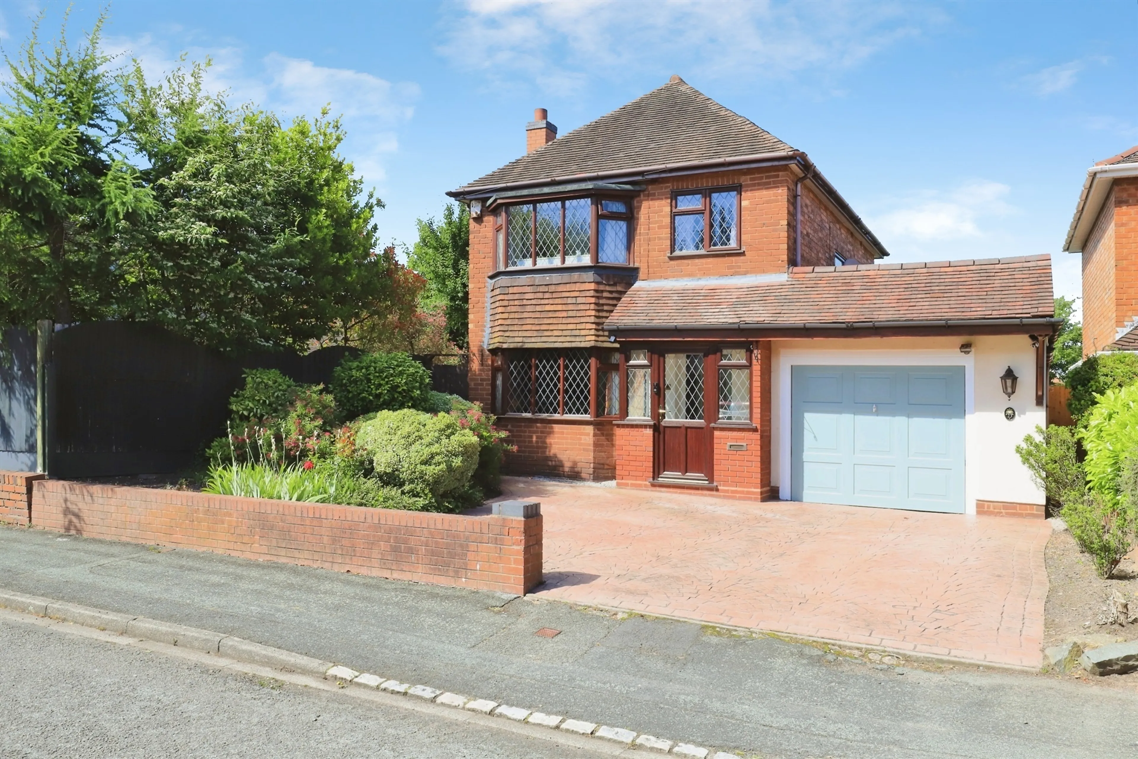 Property photo 0
