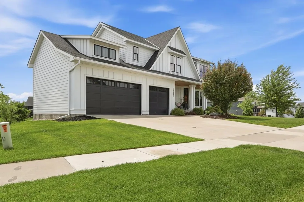 18447 75th Pl N, Maple Grove, MN 55311