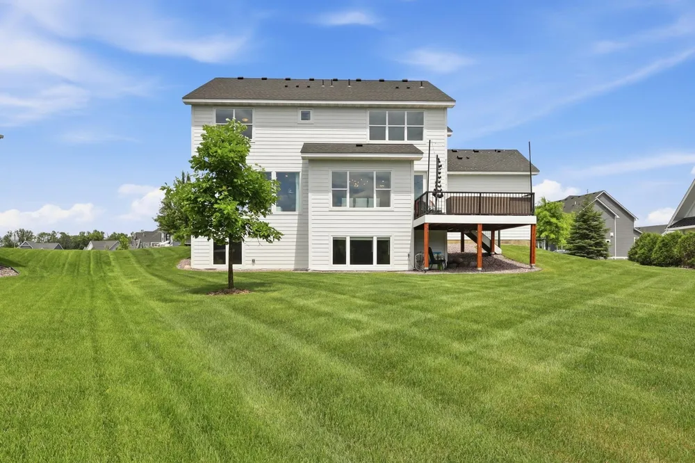 18447 75th Pl N, Maple Grove, MN 55311