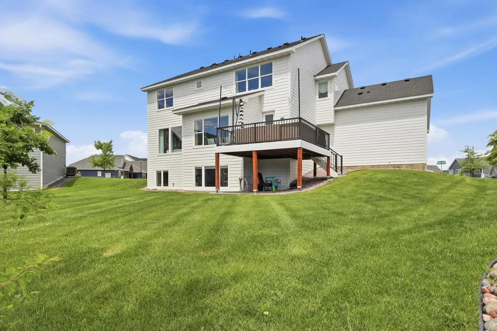 18447 75th Pl N, Maple Grove, MN 55311