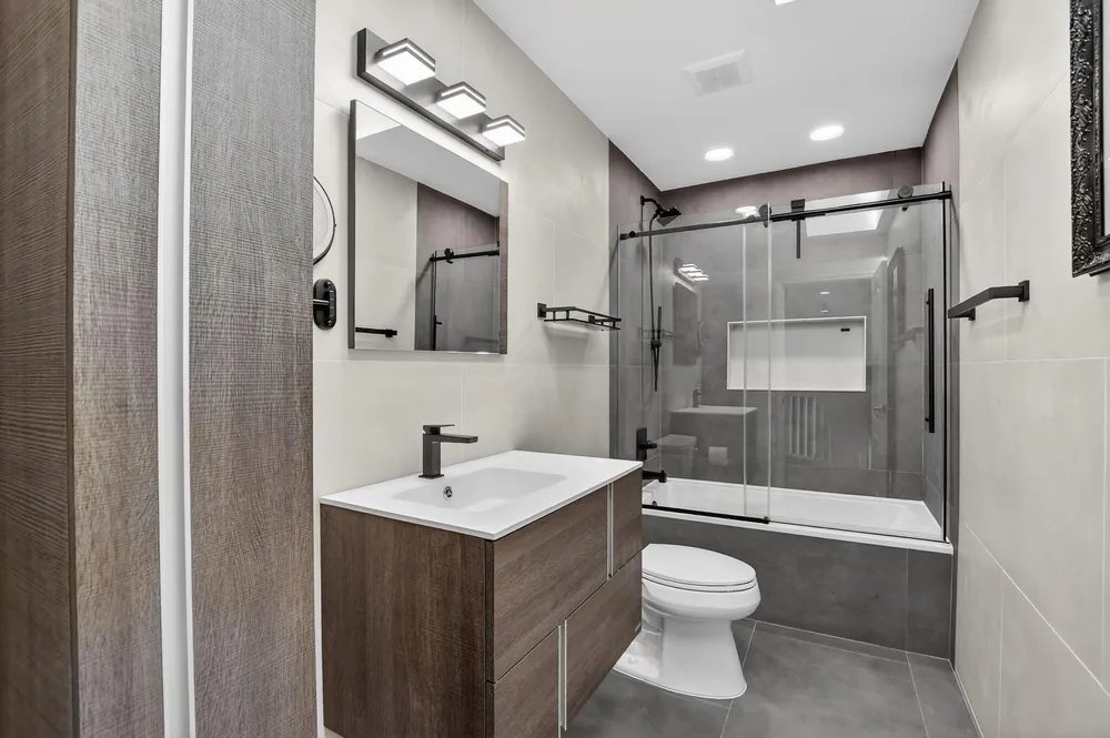 9048 Villa Portofino Circle, Boca Raton, FL 33496