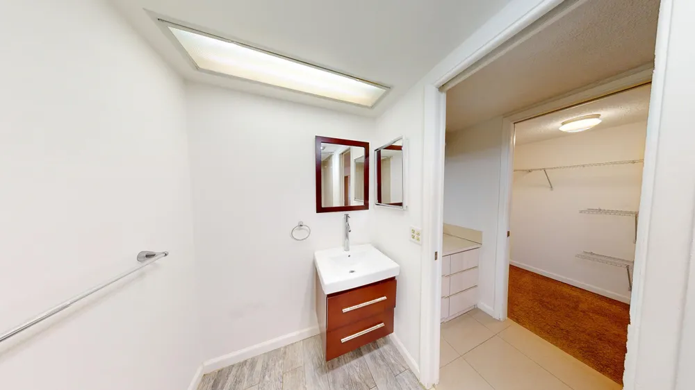 3080 N Course Dr, Pompano Beach, FL 33069