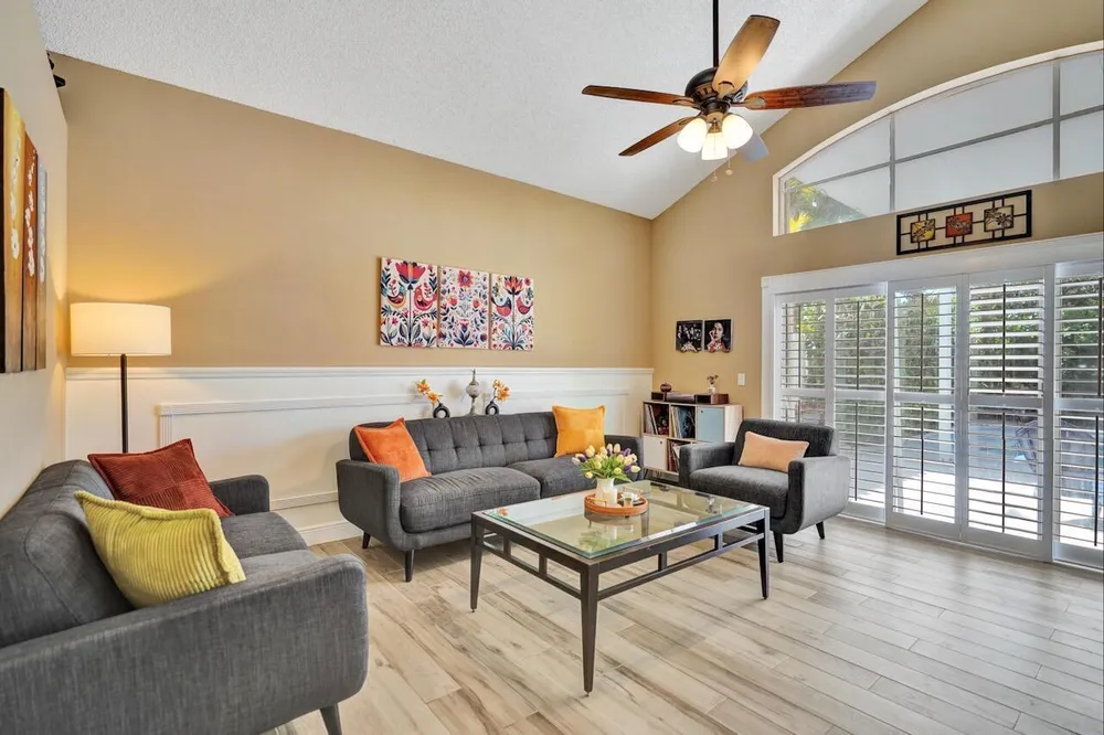 6423 Barton Creek Circle, Lake Worth Beach, FL 33463