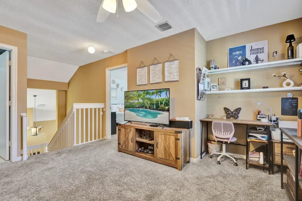 6423 Barton Creek Circle, Lake Worth Beach, FL 33463