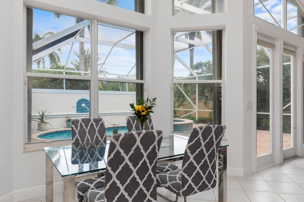 6246 NW 125th Ave, Coral Springs, FL 33076