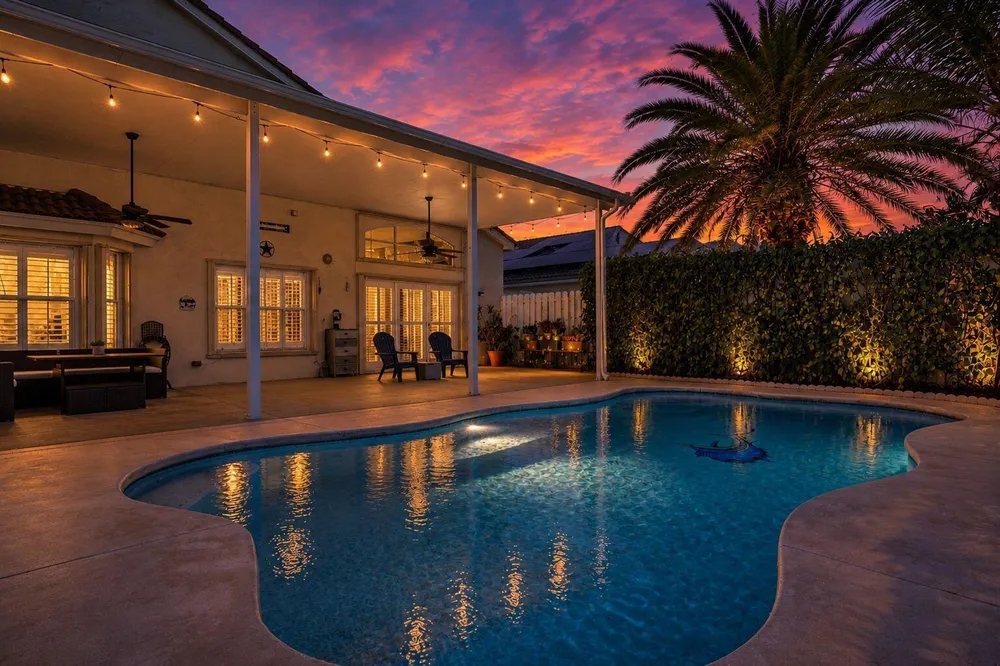 6423 Barton Creek Circle, Lake Worth Beach, FL 33463