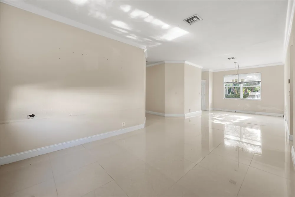 7400 NW 70th Ave, Parkland, FL 33067