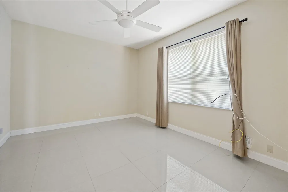 7400 NW 70th Ave, Parkland, FL 33067