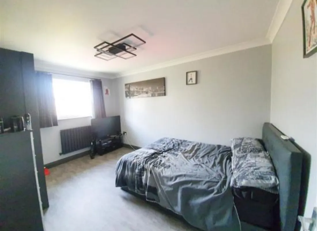 Property photo 12