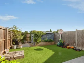 Kingcup Place, Dunmow thumb 3