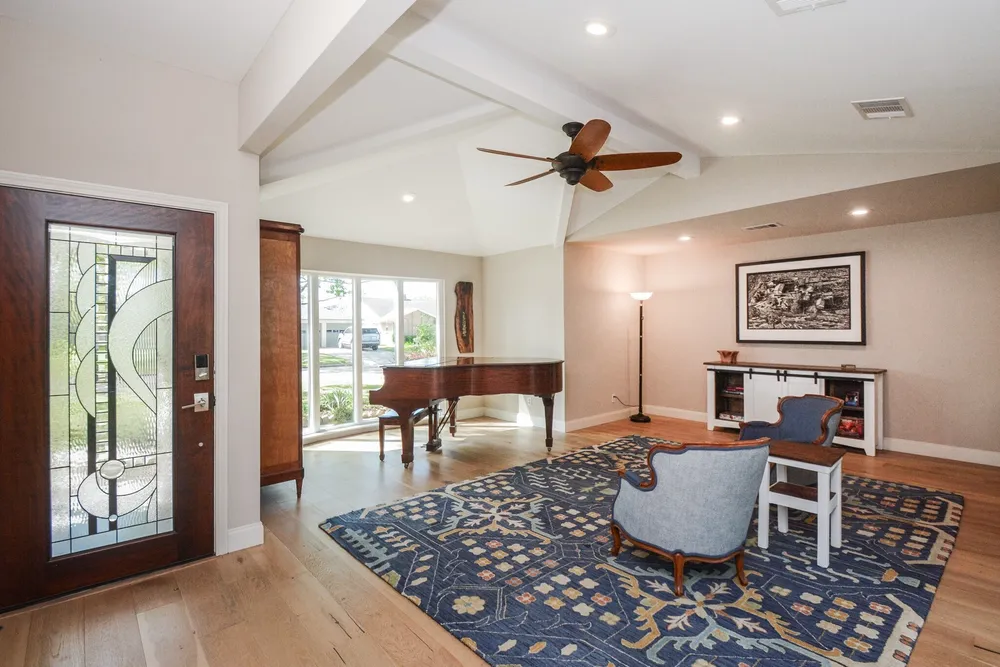 14110 Barryknoll Ln, Houston, TX 77079