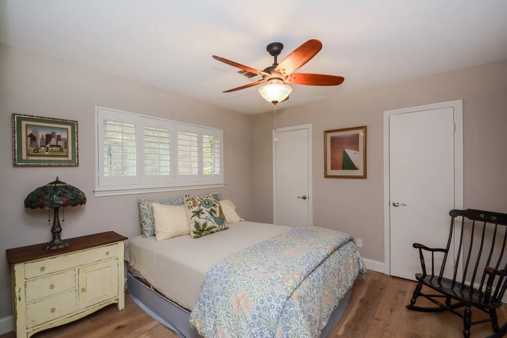 14110 Barryknoll Ln, Houston, TX 77079