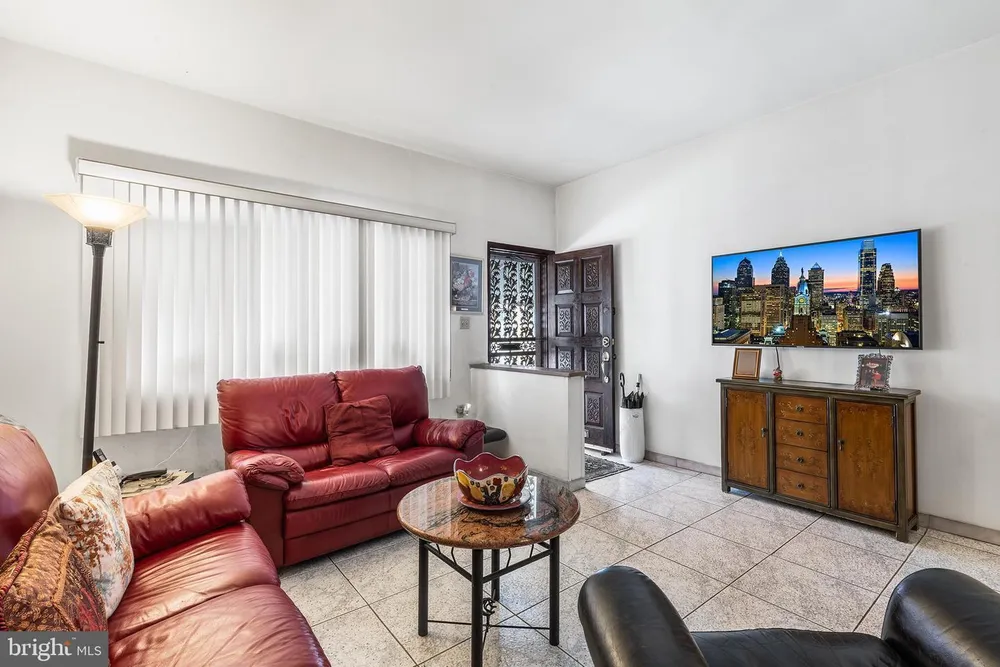 2439 S Rosewood St, Philadelphia, PA 19145