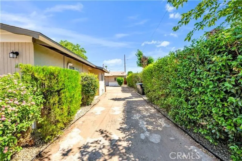 346 E 6th St, San Jacinto, CA 92583