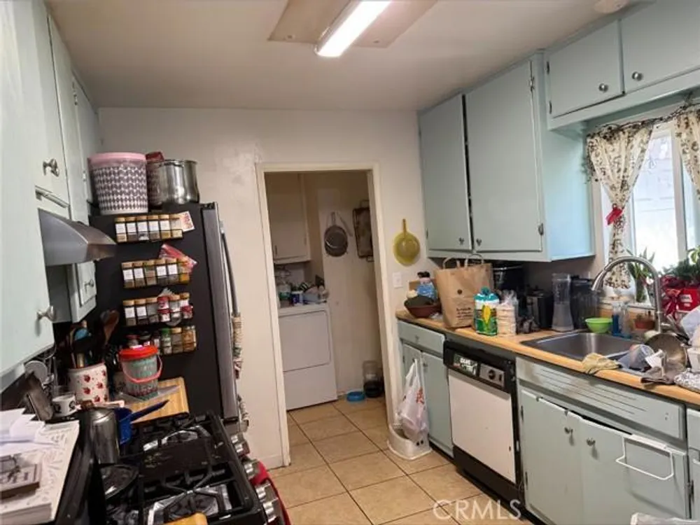 940 Marlyce Ln, Hemet, CA 92543