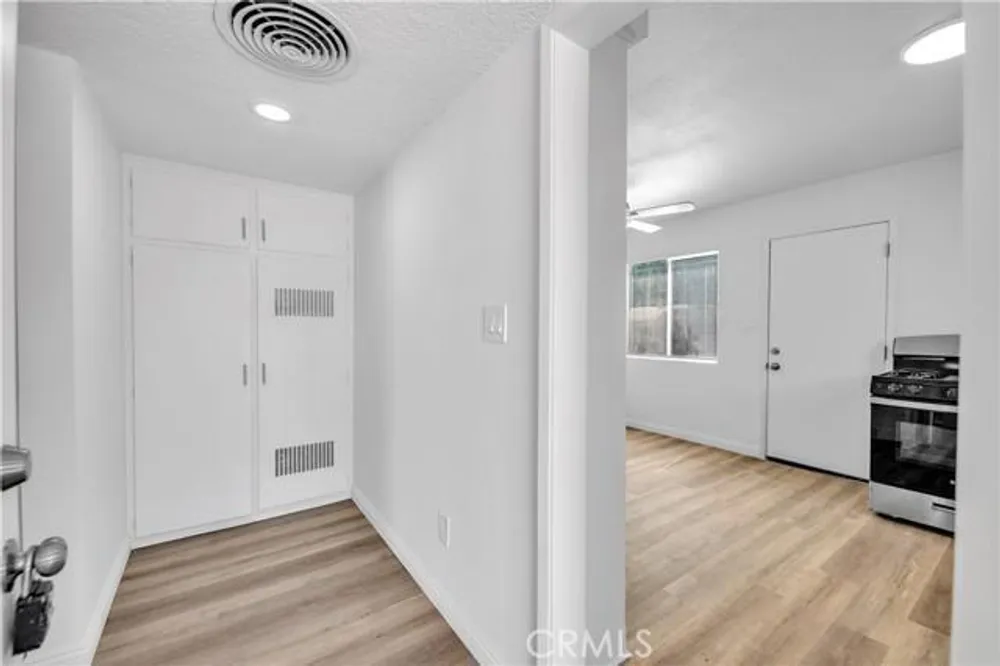 346 E 6th St, San Jacinto, CA 92583