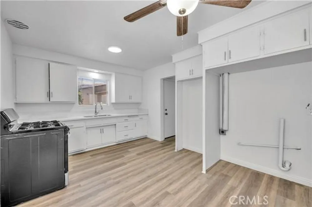 346 E 6th St, San Jacinto, CA 92583