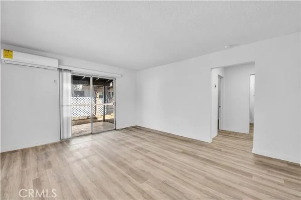 346 E 6th St, San Jacinto, CA 92583