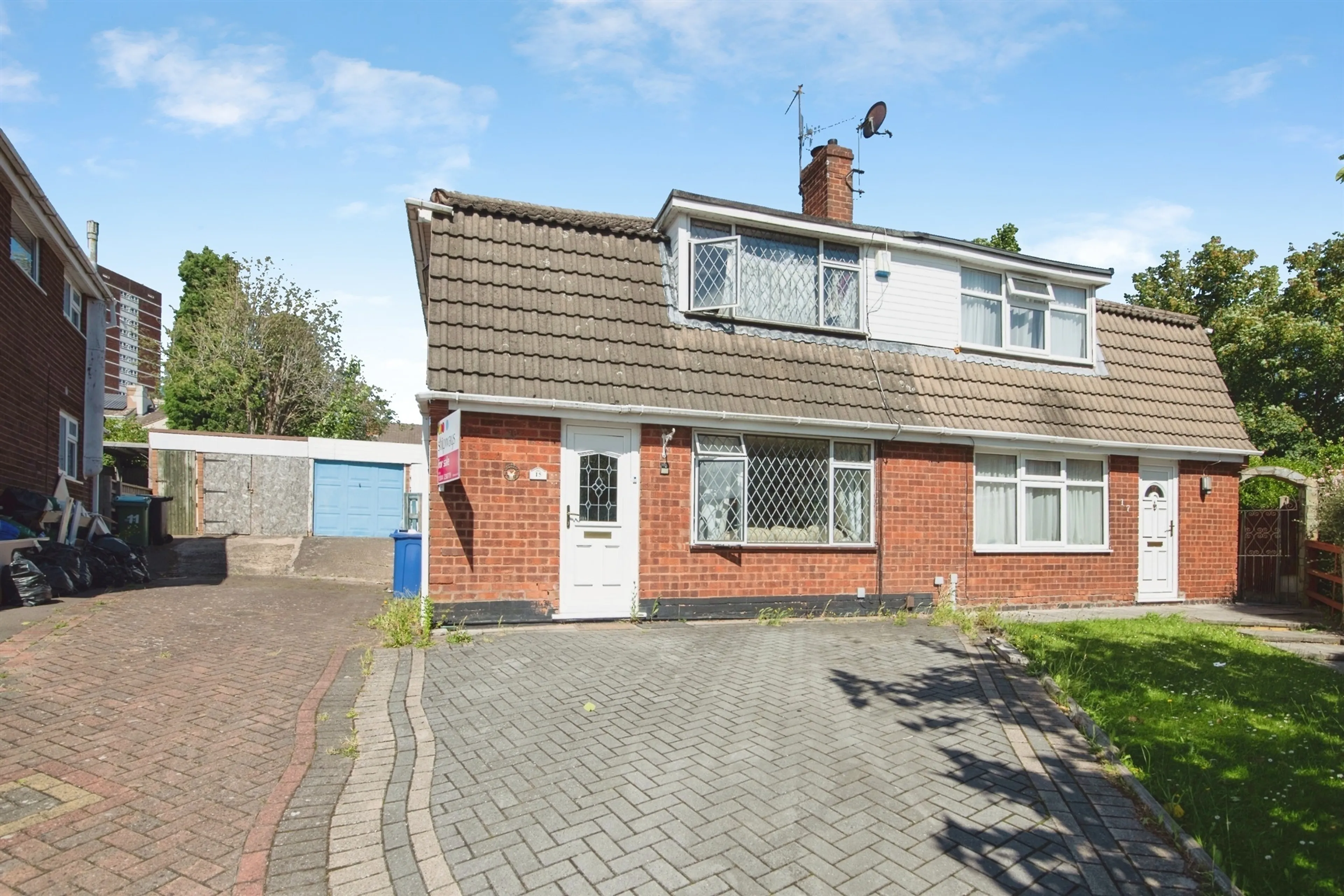 Property photo 0