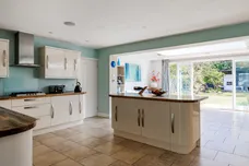 The Avenue, The Abbotsbrook, Bourne End, SL8 photo 6