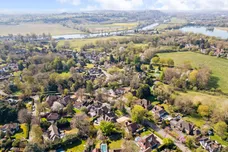 The Avenue, The Abbotsbrook, Bourne End, SL8 photo 8