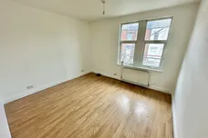 Longroyd Grove, LEEDS
