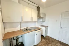 Longroyd Grove, LEEDS