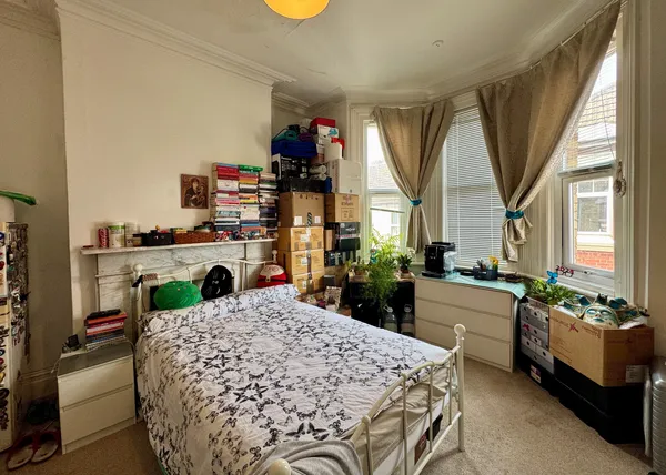 Broadwater Road, Worthing, BN14