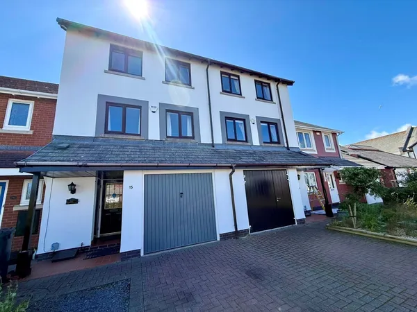 Morlais, Conwy, LL32 8GJ