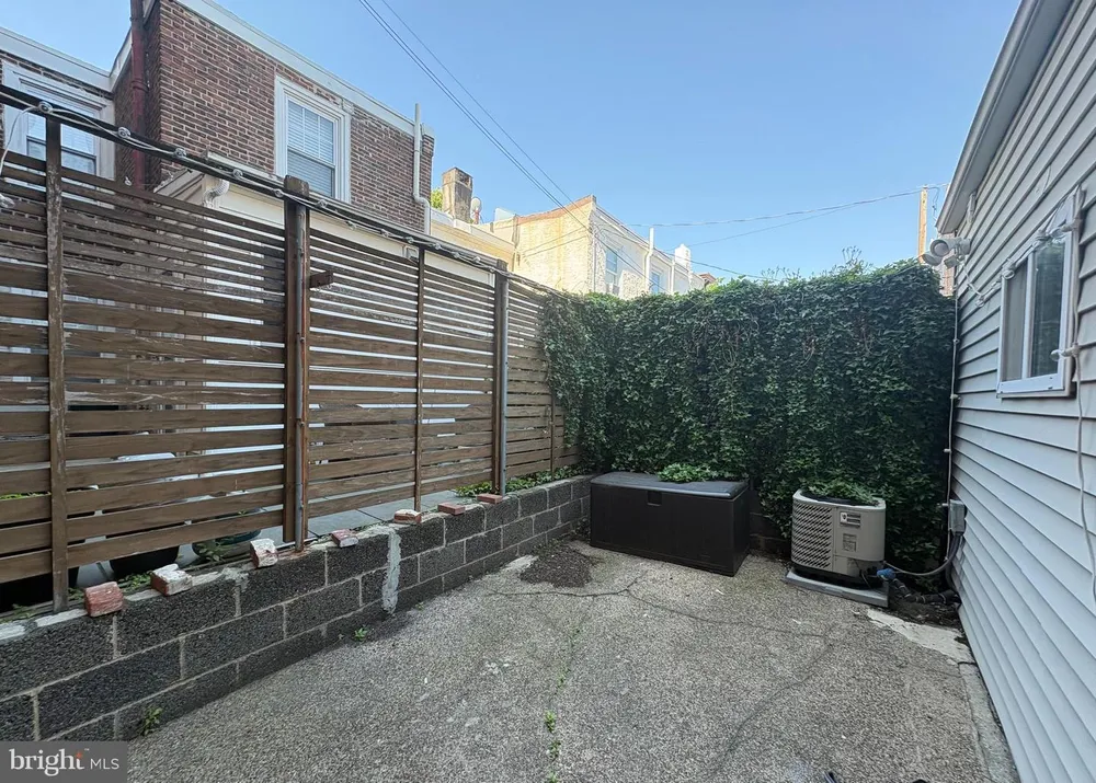 1620 E Berks St, Philadelphia, PA 19125
